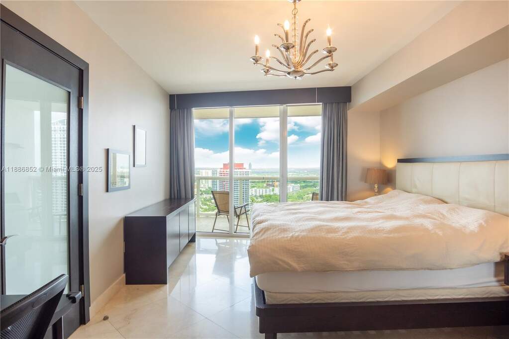 2 Bedroom Apartment/Flat's Image 8