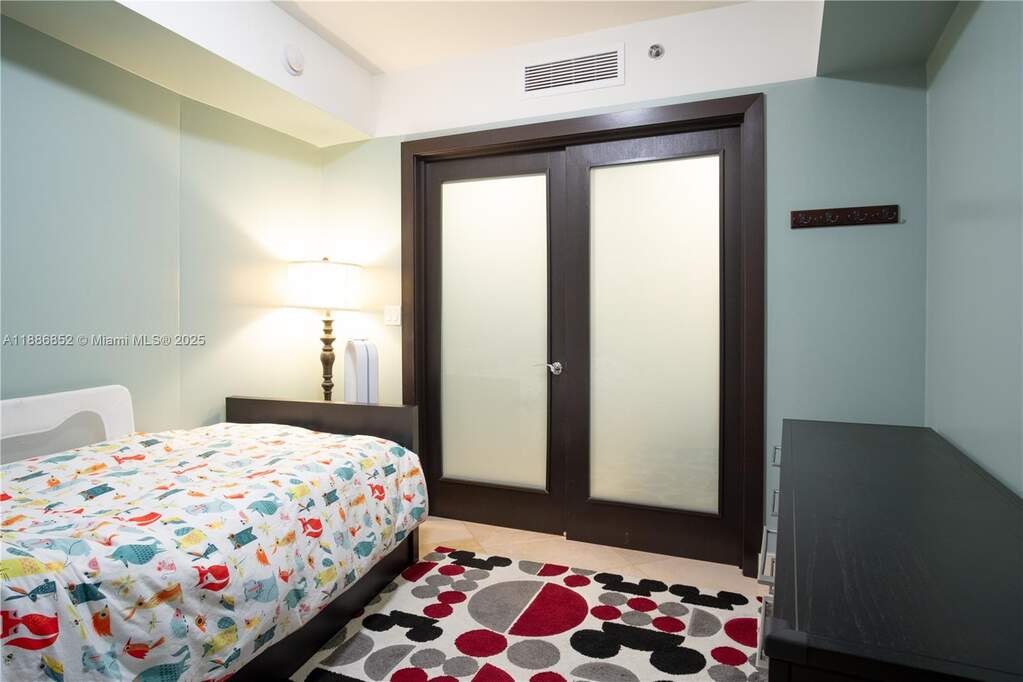 2 Bedroom Apartment/Flat's Image 18