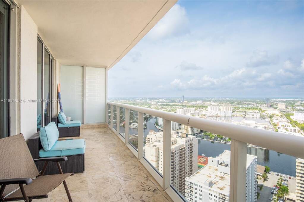 2 Bedroom Apartment/Flat's Image 19