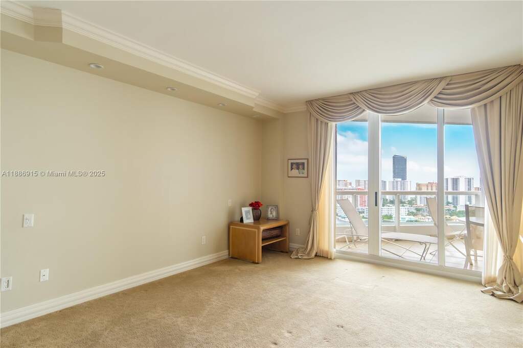 3 Bedroom Apartment/Flat's Image 15