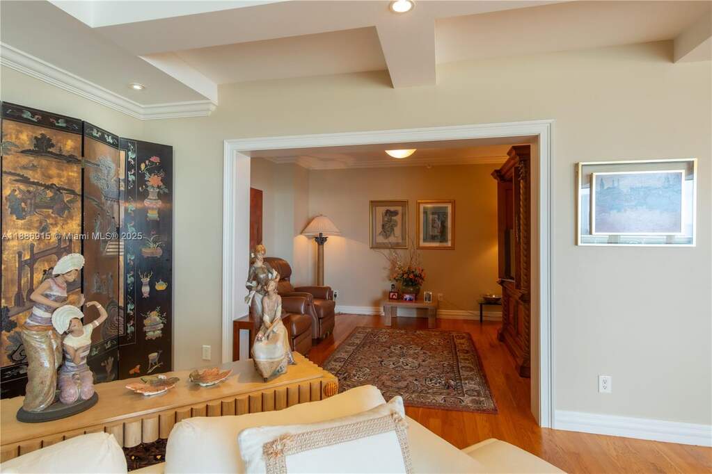 3 Bedroom Apartment/Flat's Image 4