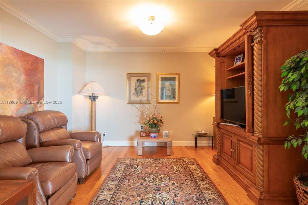3 Bedroom Apartment/Flat's Image 5