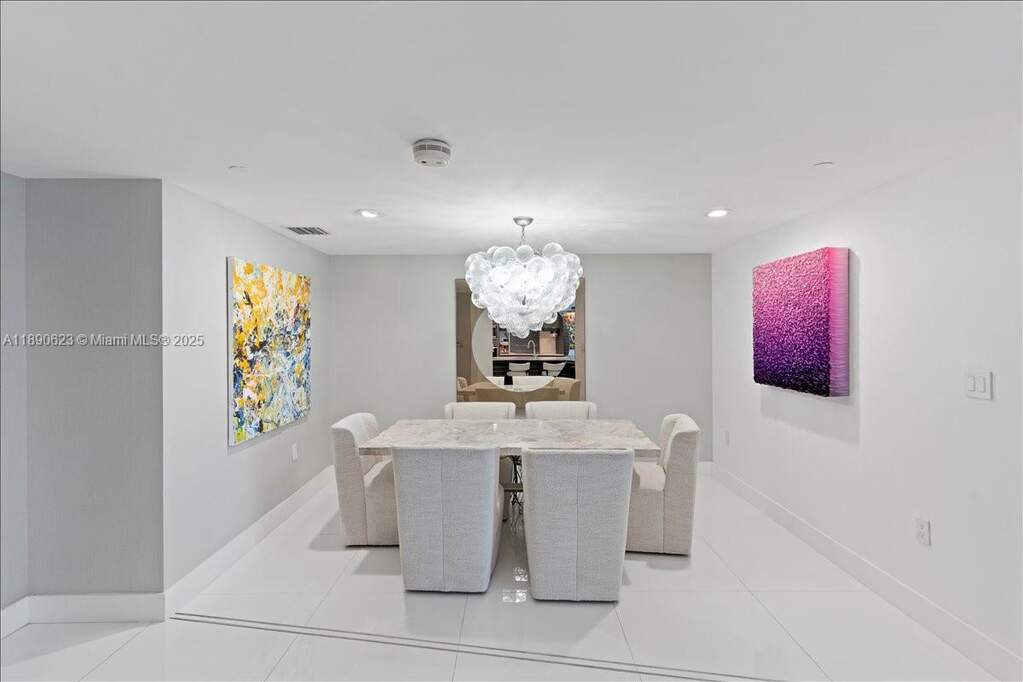 2 Bedroom Apartment/Flat's Image 8