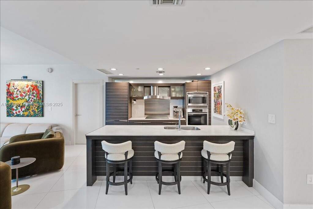 2 Bedroom Apartment/Flat's Image 5