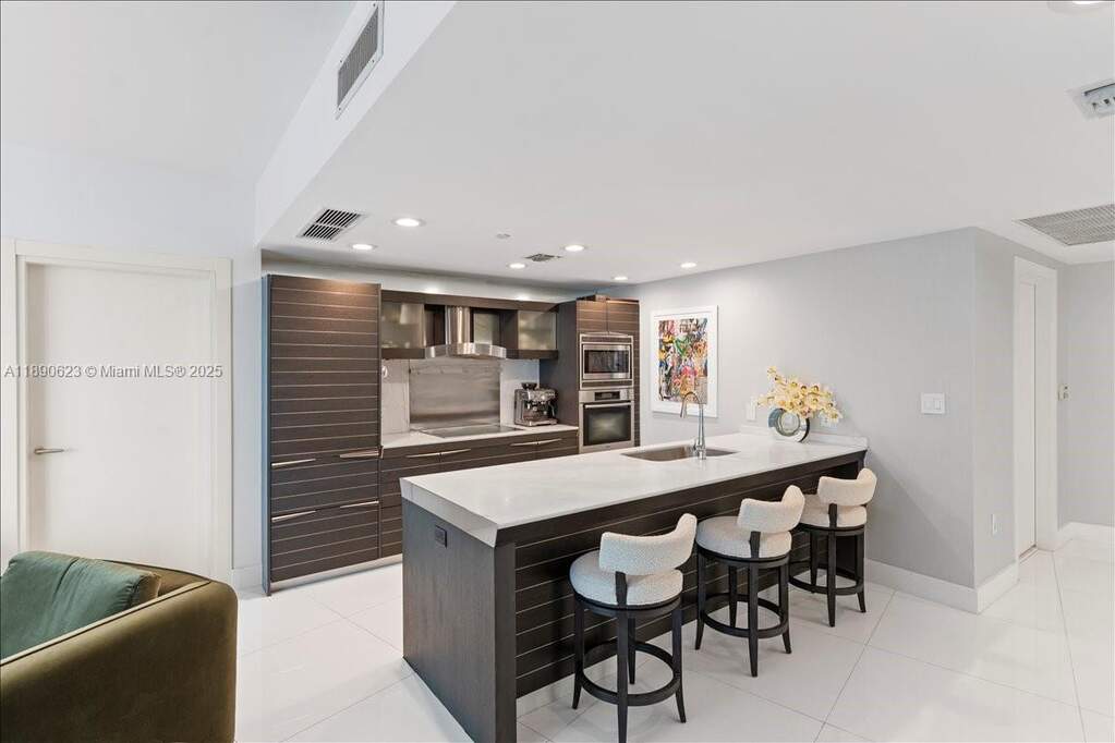 2 Bedroom Apartment/Flat's Image 6