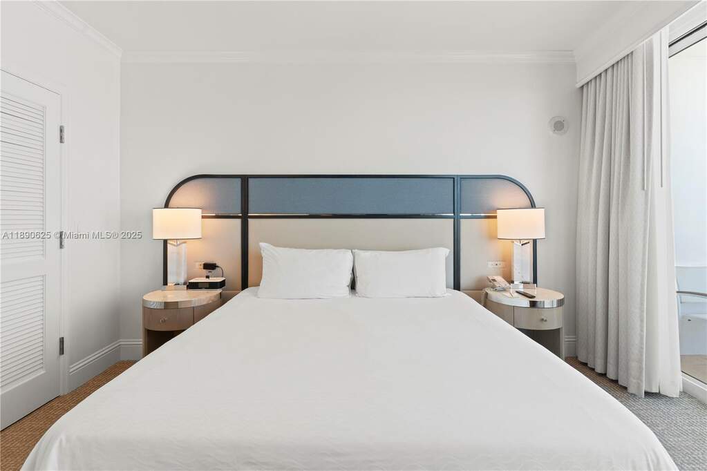 1 Bedroom Apartment/Flat's Image 11