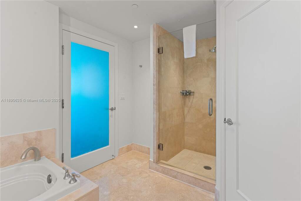 1 Bedroom Apartment/Flat's Image 21