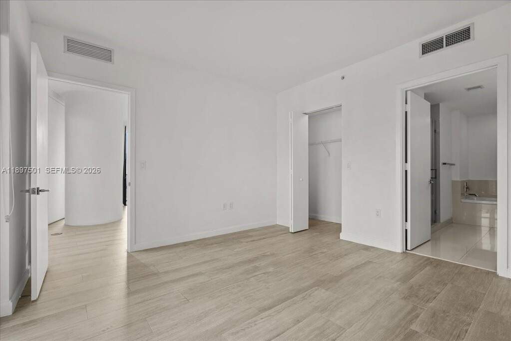 2 Bedroom Apartment/Flat's Image 9
