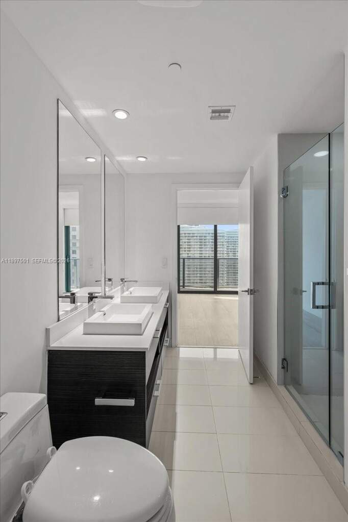 2 Bedroom Apartment/Flat's Image 11