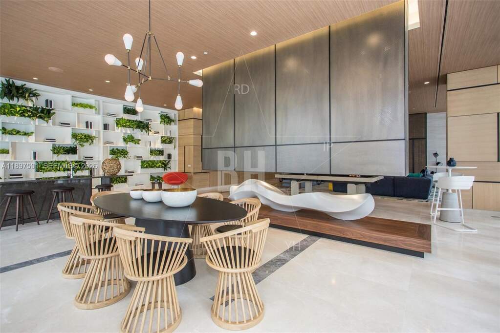 2 Bedroom Apartment/Flat's Image 28