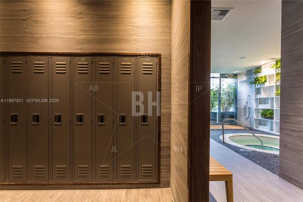 2 Bedroom Apartment/Flat's Image 30