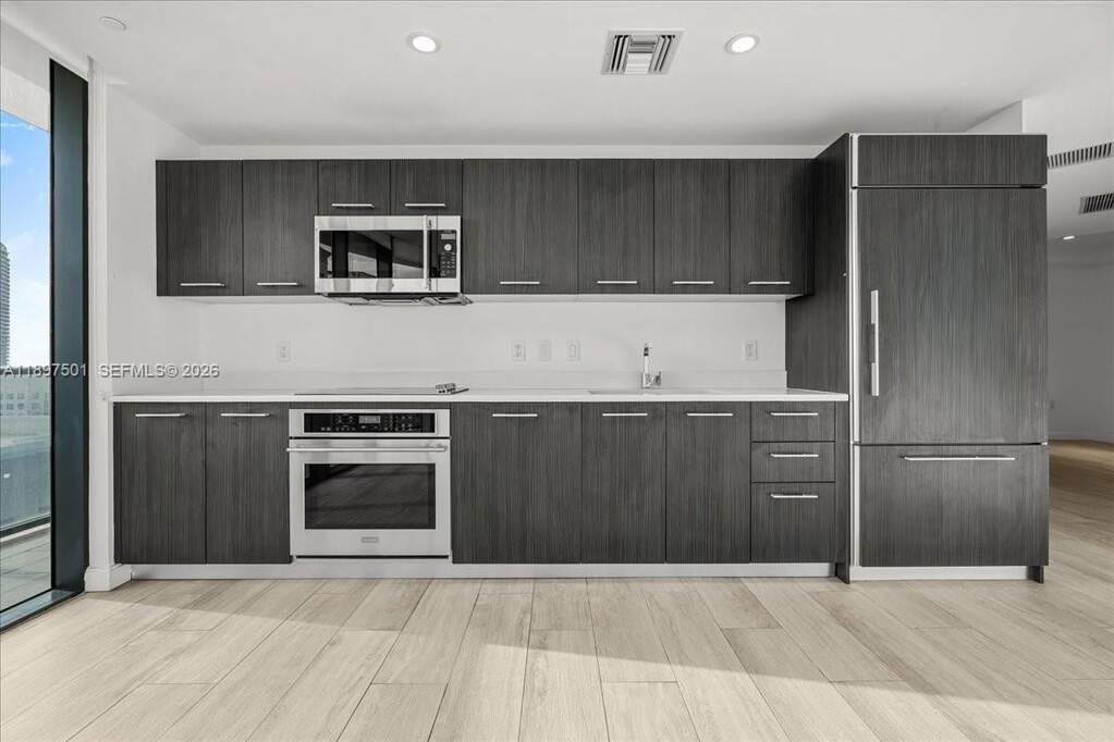 2 Bedroom Apartment/Flat's Image 4