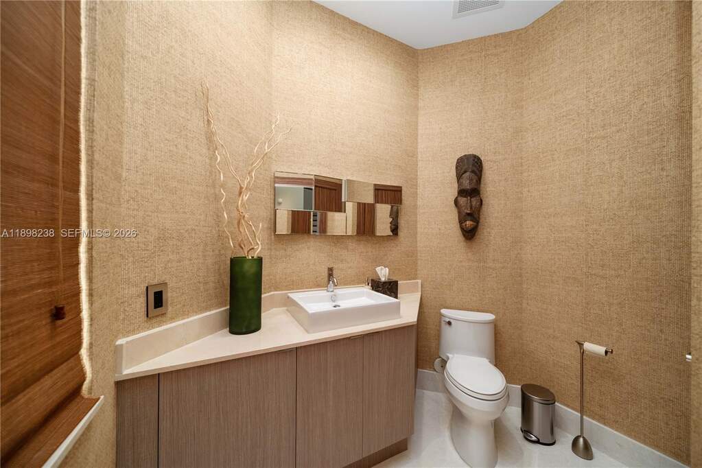 4 Bedroom Villa/Townhouse's Image 50