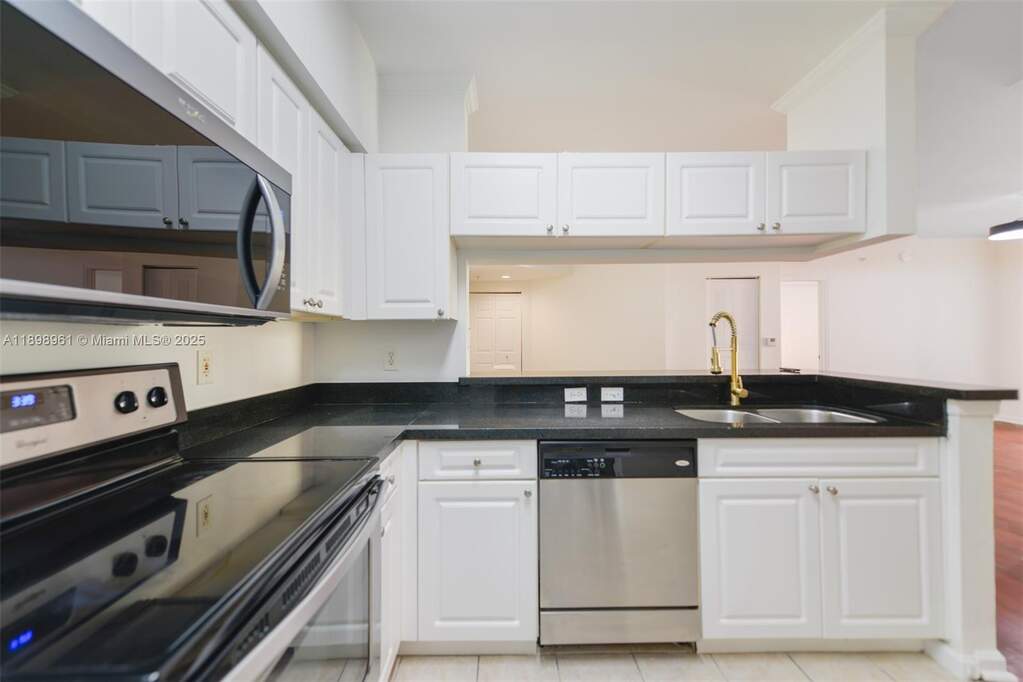 2 Bedroom Apartment/Flat's Image 13