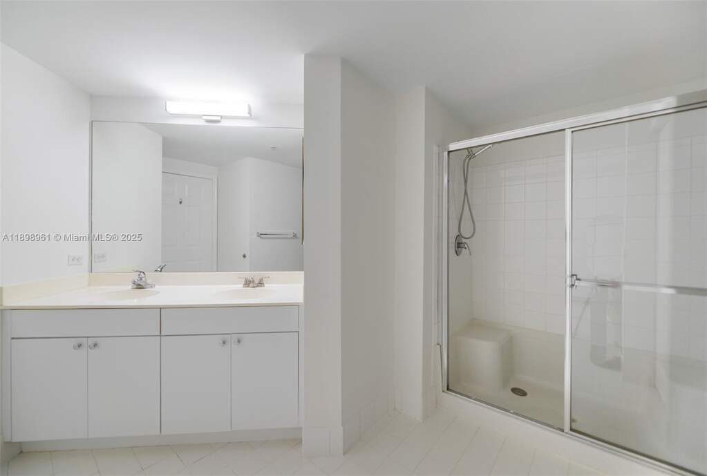 2 Bedroom Apartment/Flat's Image 20