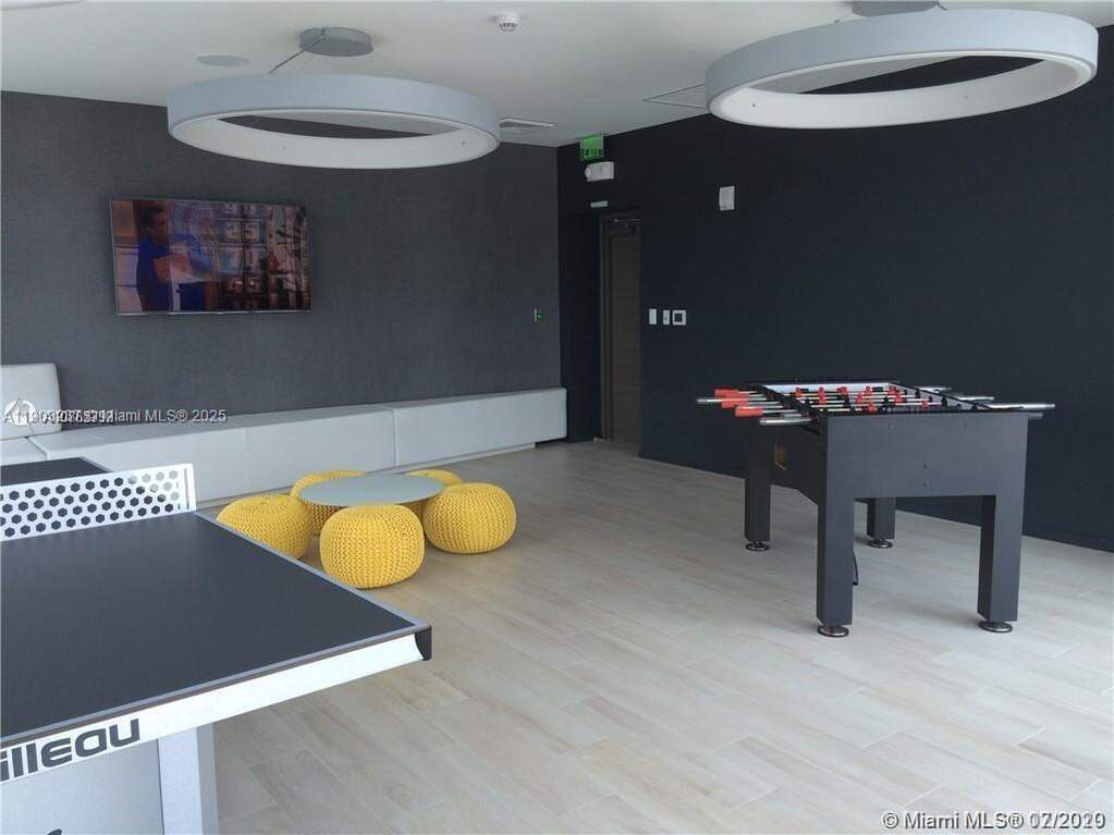 2 Bedroom Apartment/Flat's Image 9