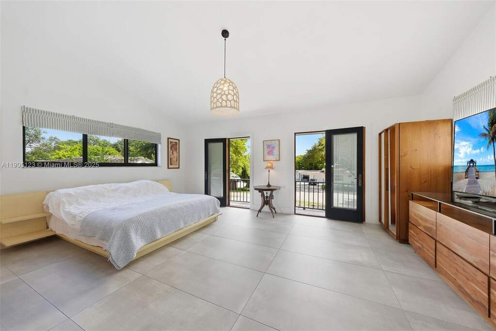 3 Bedroom Single Family Home/House's Image 27