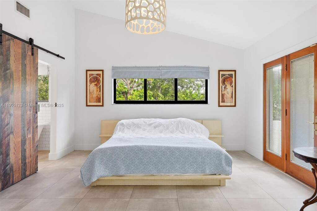 3 Bedroom Single Family Home/House's Image 28