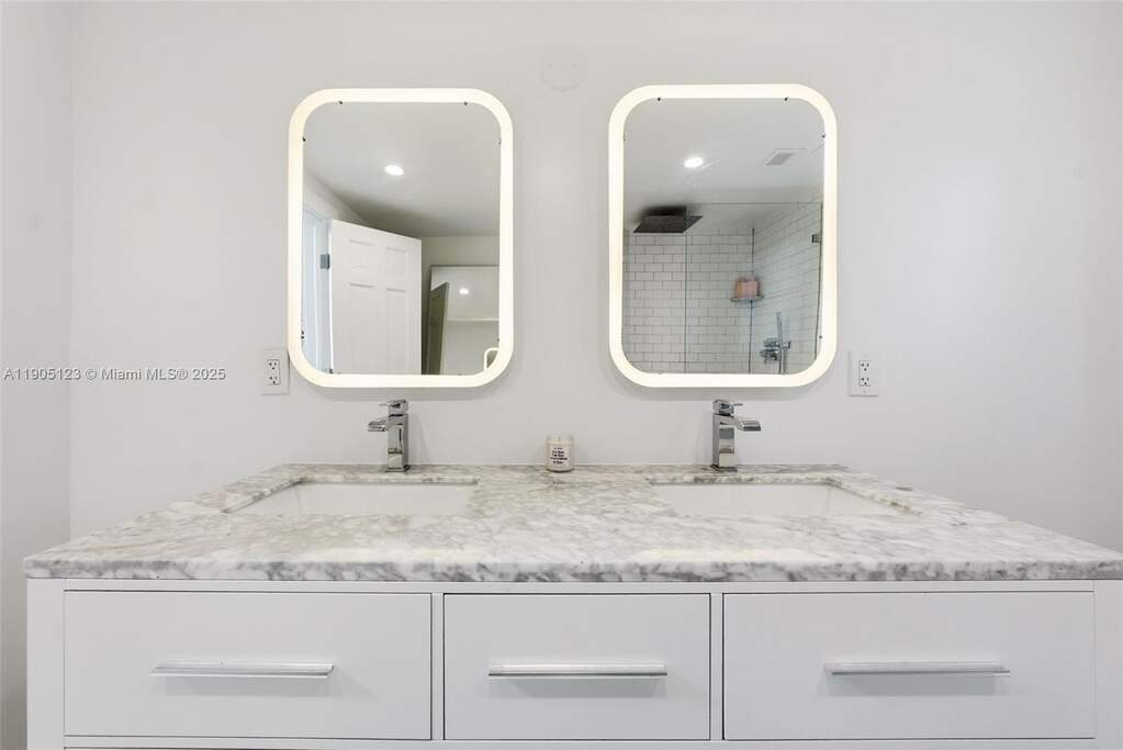 3 Bedroom Single Family Home/House's Image 36