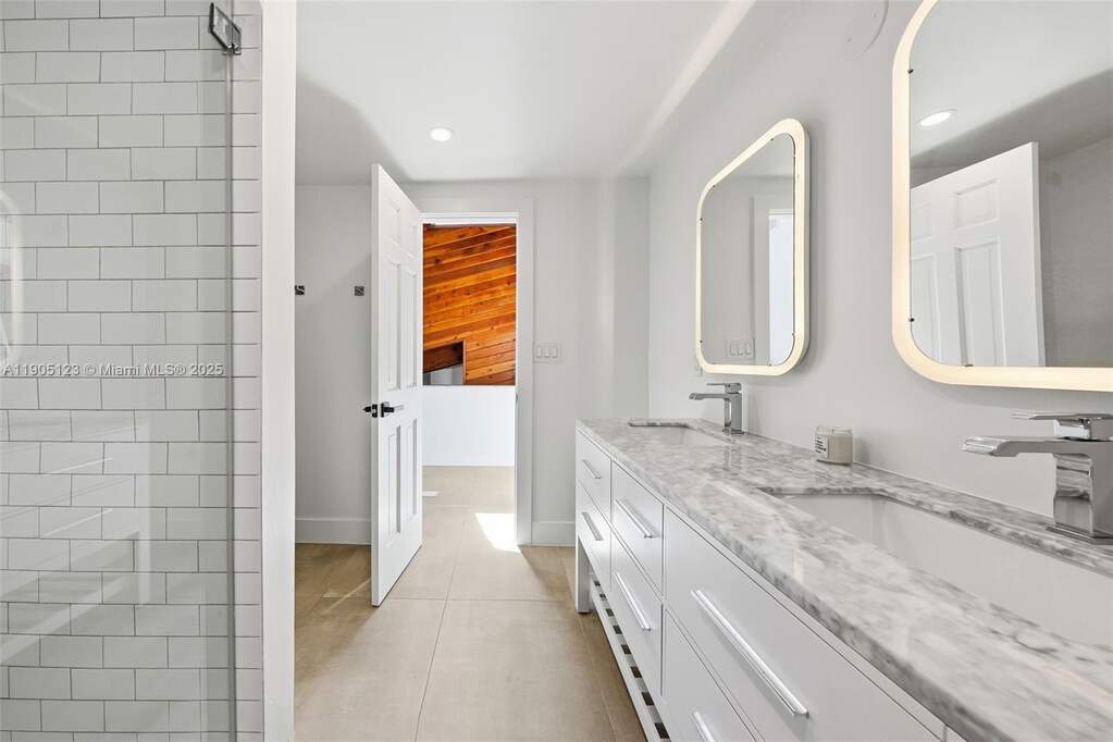 3 Bedroom Single Family Home/House's Image 37