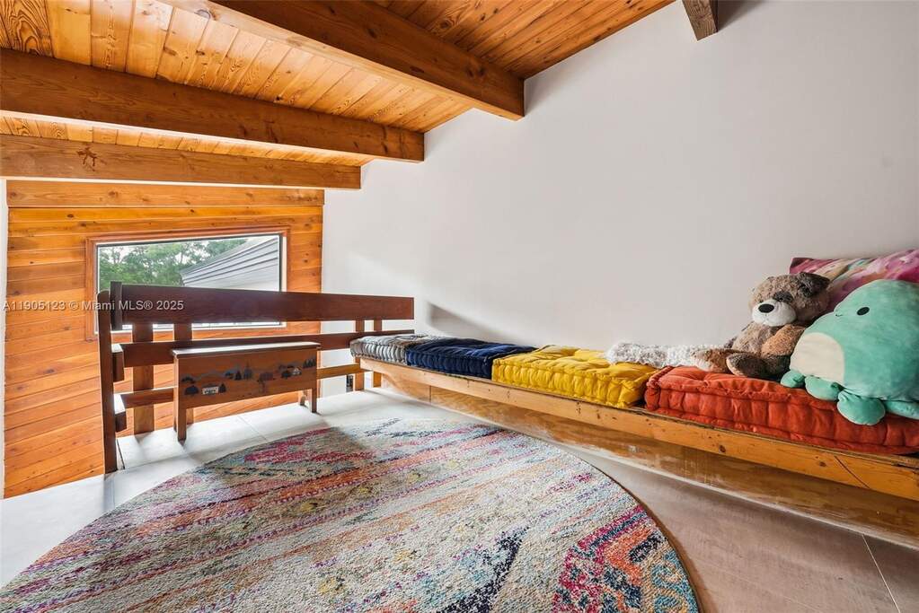 3 Bedroom Single Family Home/House's Image 39