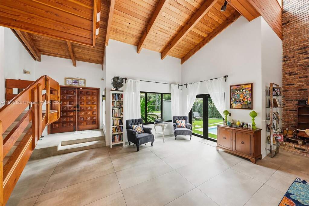3 Bedroom Single Family Home/House's Image 4