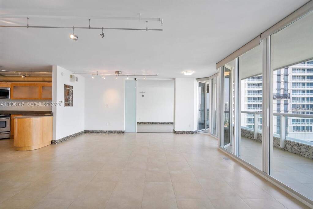 2 Bedroom Apartment/Flat's Image 8