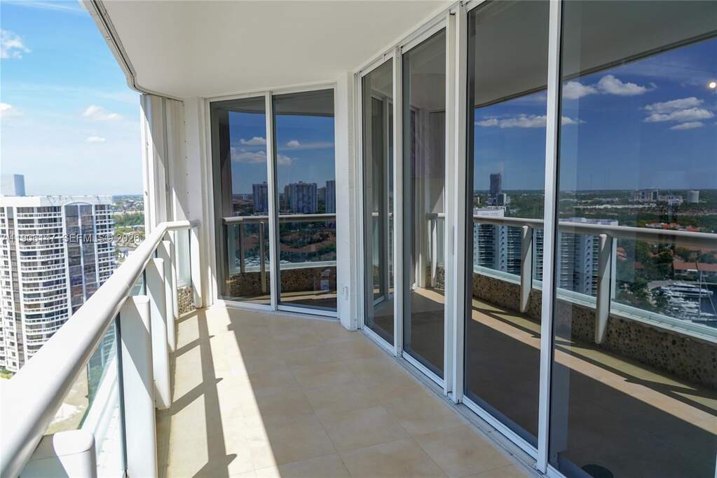 2 Bedroom Apartment/Flat's Image 3