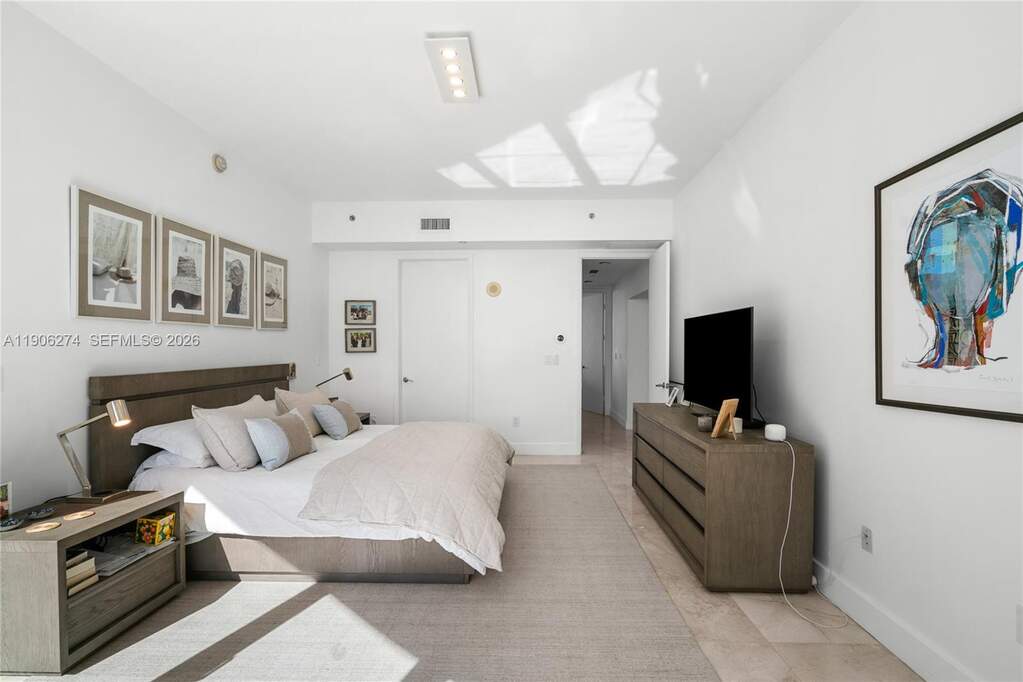 3 Bedroom Apartment/Flat's Image 19