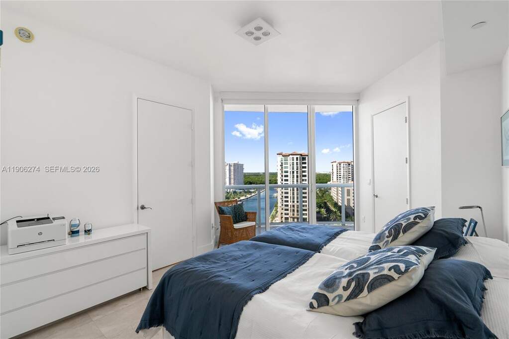 3 Bedroom Apartment/Flat's Image 36