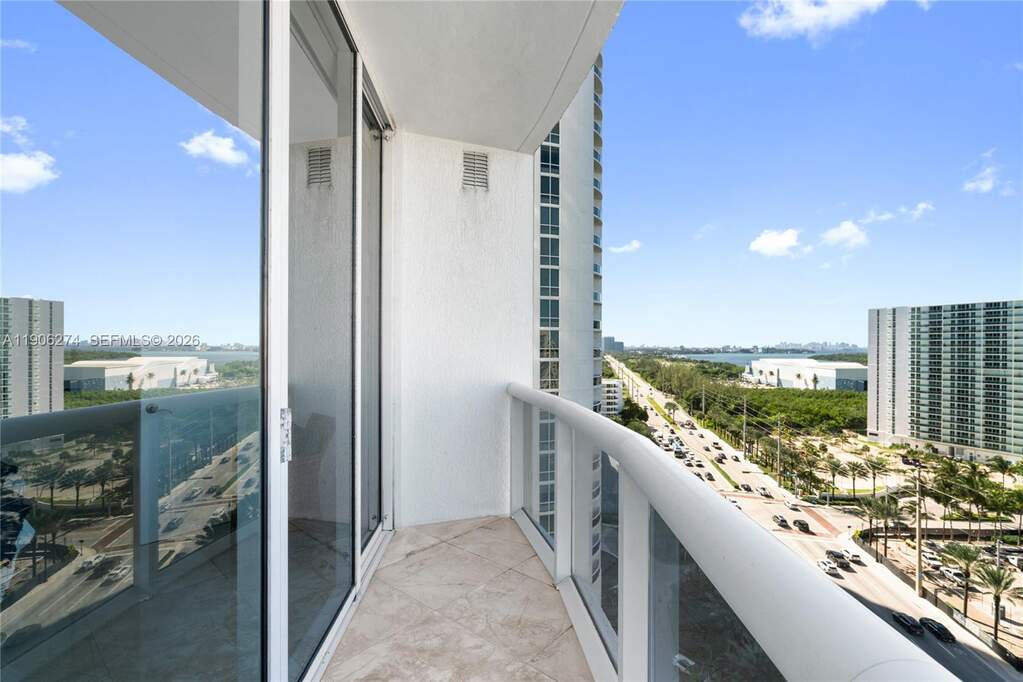 3 Bedroom Apartment/Flat's Image 61
