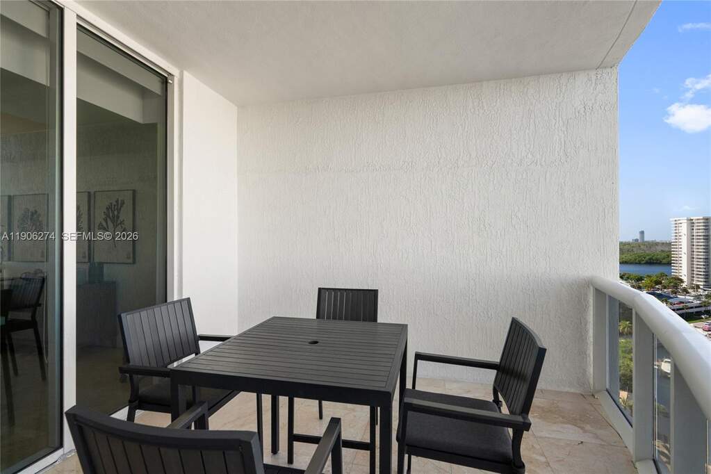 3 Bedroom Apartment/Flat's Image 74