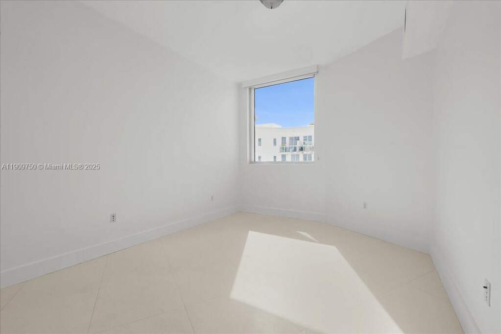 2 Bedroom Apartment/Flat's Image 11