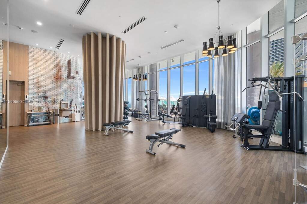 1 Bedroom Apartment/Flat's Image 9