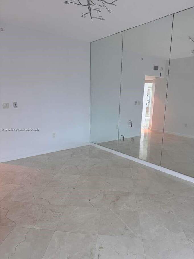 2 Bedroom Apartment/Flat's Image 6