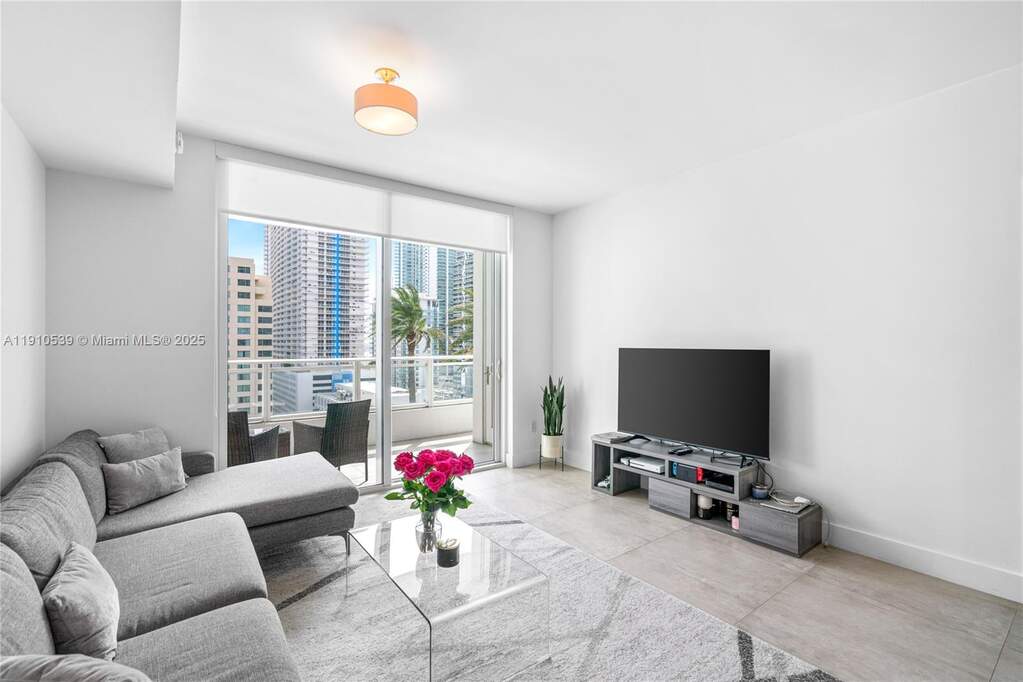 1 Bedroom Apartment/Flat's Image 7