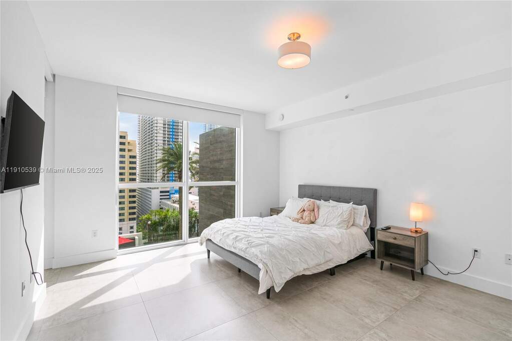 1 Bedroom Apartment/Flat's Image 12