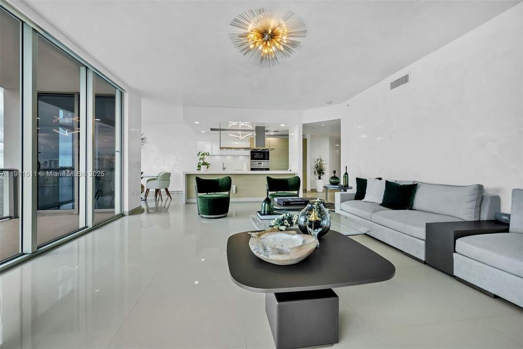 3 Bedroom Apartment/Flat's Image 9