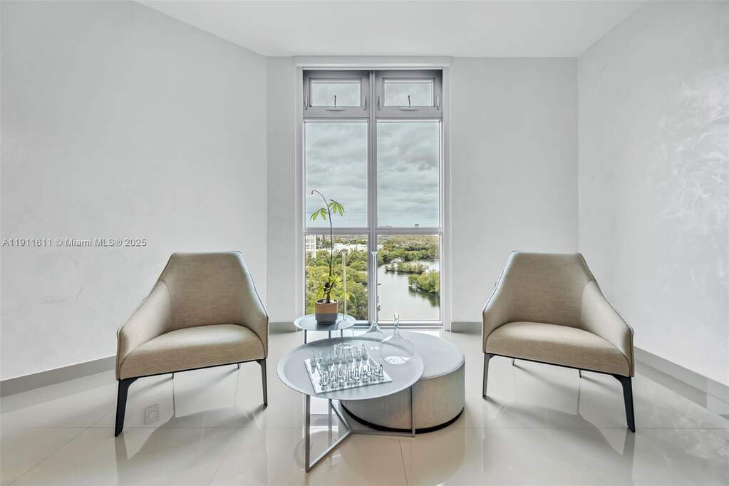 3 Bedroom Apartment/Flat's Image 24
