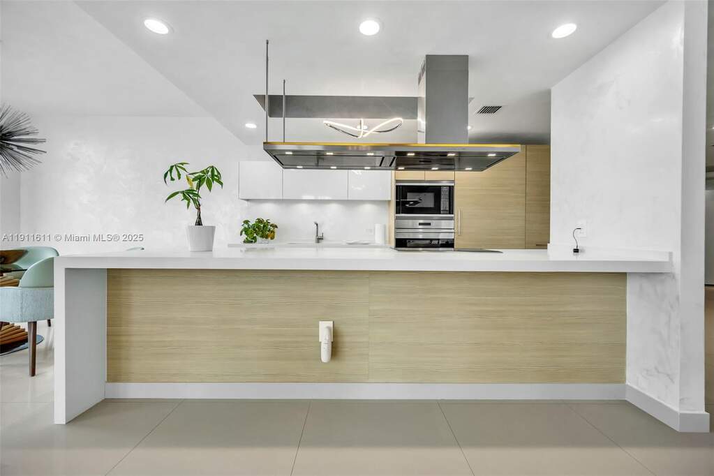 3 Bedroom Apartment/Flat's Image 3