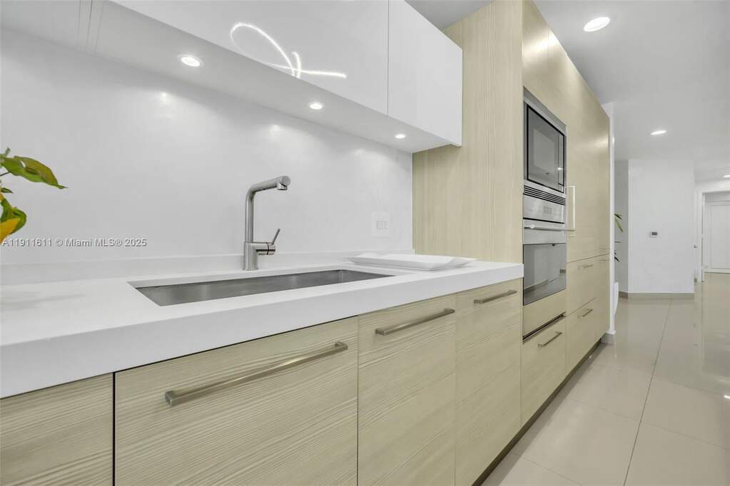 3 Bedroom Apartment/Flat's Image 4