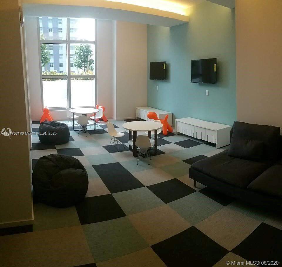2 Bedroom Apartment/Flat's Image 13