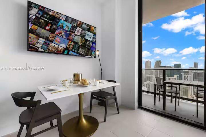 Apartment/Flat's Image 8