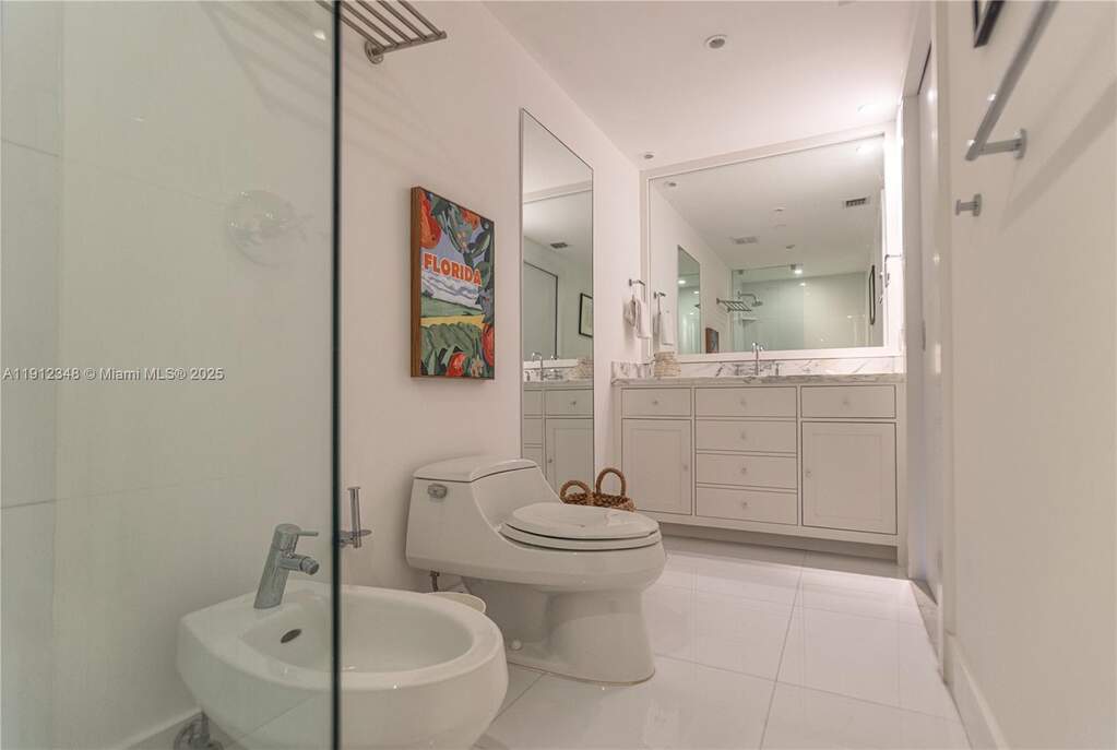 2 Bedroom Apartment/Flat's Image 34