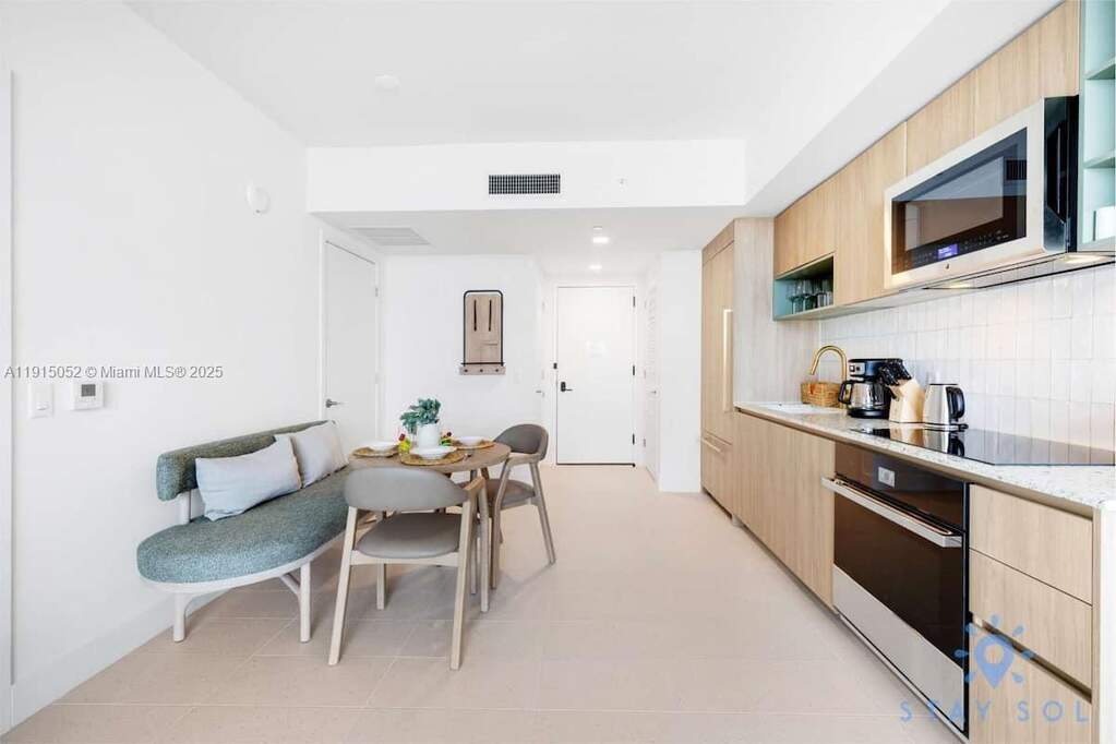 1 Bedroom Apartment/Flat's Image 13