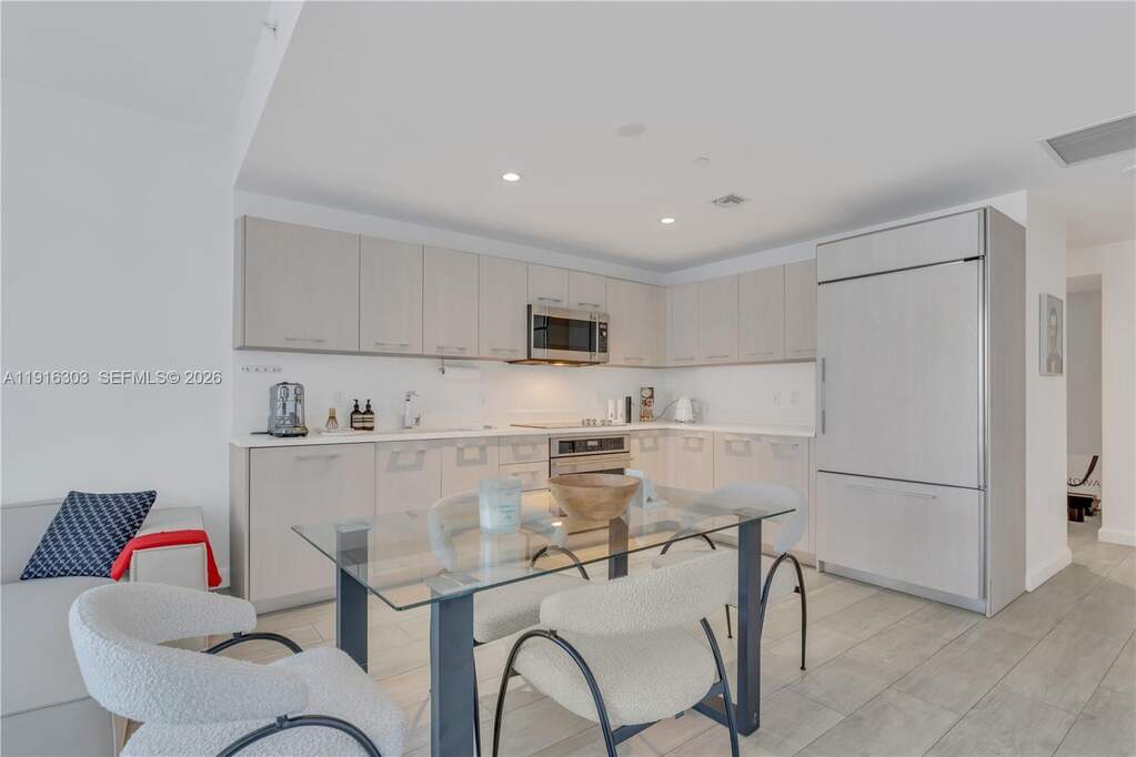 1 Bedroom Apartment/Flat's Image 5