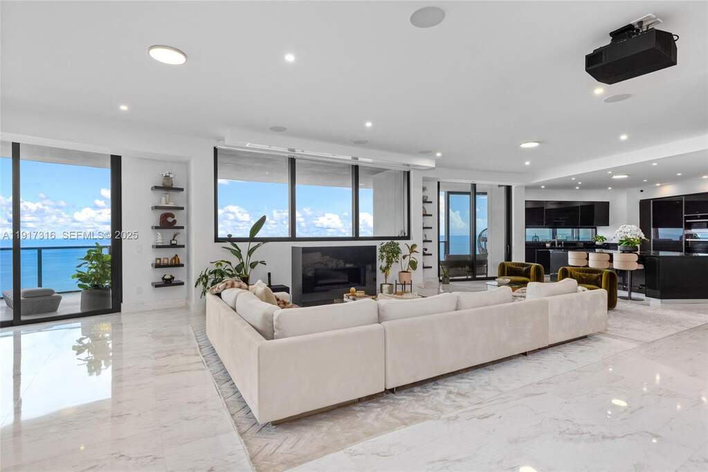 4 Bedroom Apartment/Flat's Image 8