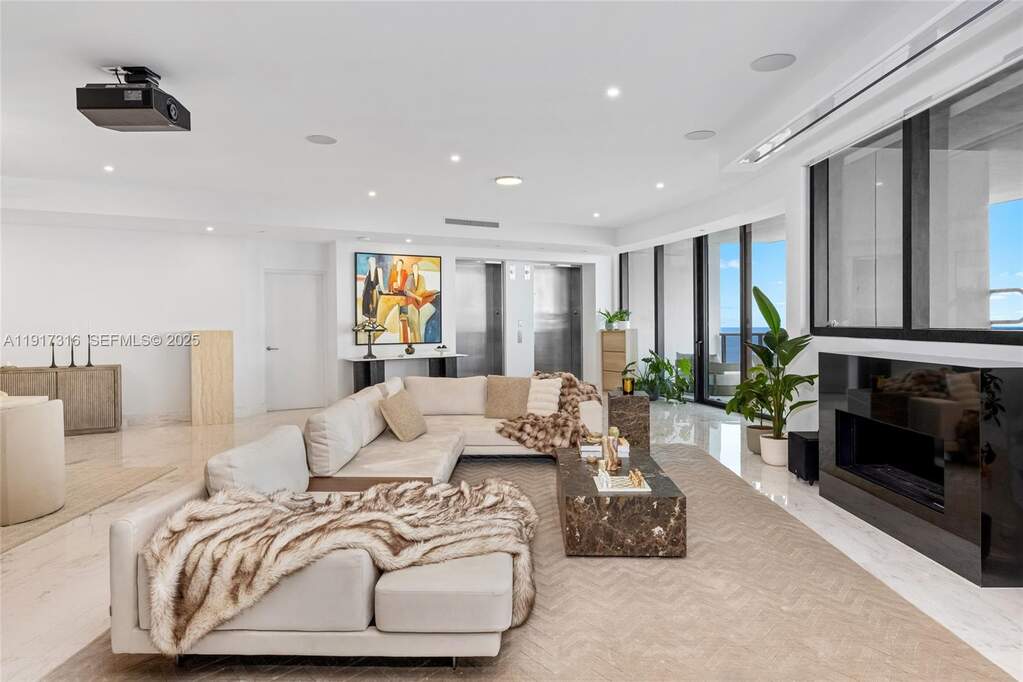 4 Bedroom Apartment/Flat's Image 12