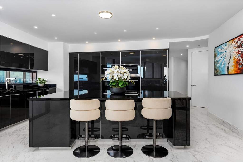 4 Bedroom Apartment/Flat's Image 19
