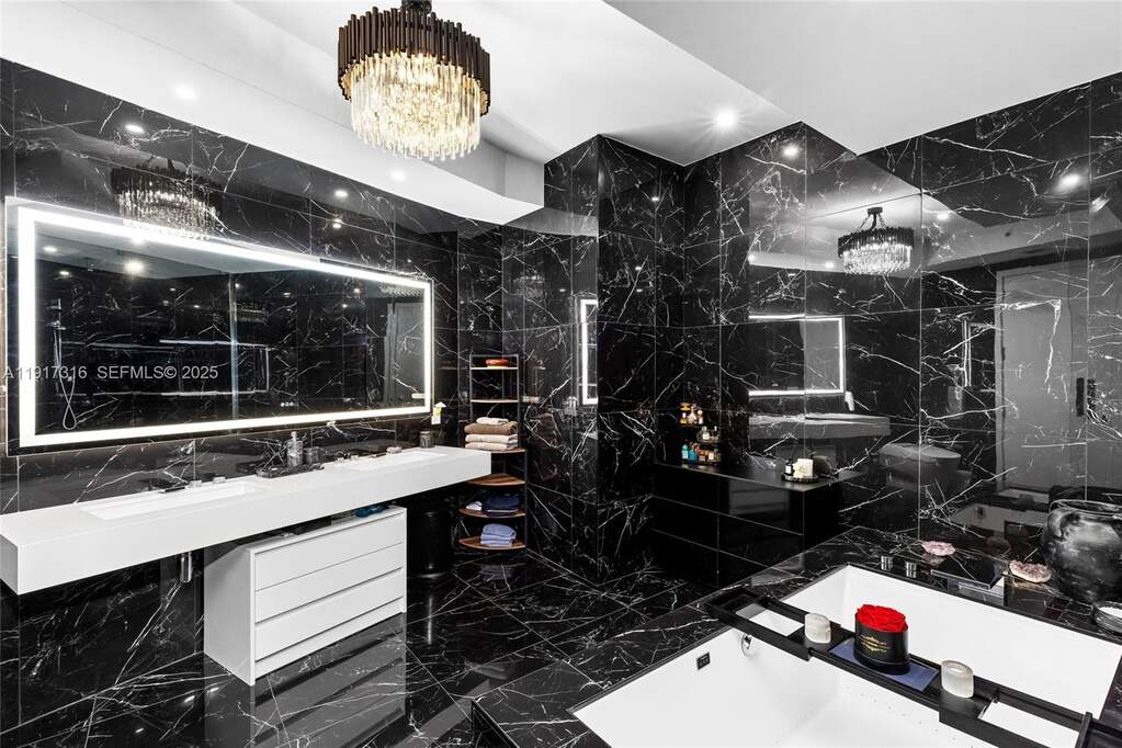 4 Bedroom Apartment/Flat's Image 32
